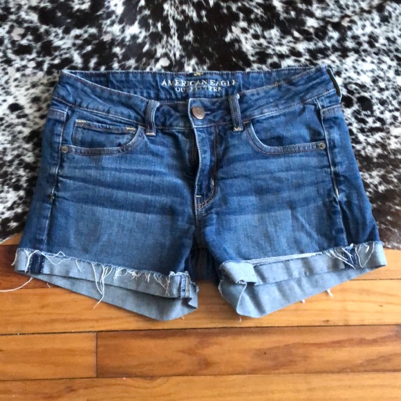 American Eagle Outfitters Pants - Mid Rise shorts